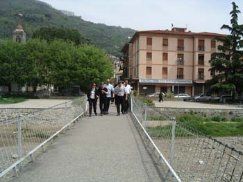 2003-04@USCITA