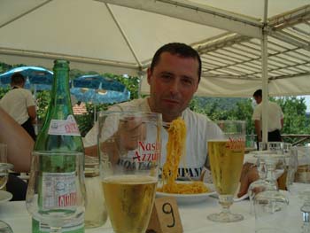 UN VECCHIO AMORE
